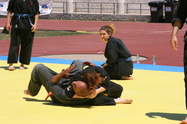 corso ju jitsu per adulti stadio dei marmi allenamento di JU JITSU PER ADULTI | asd yu dojo bushido ryu Pomezia Roma